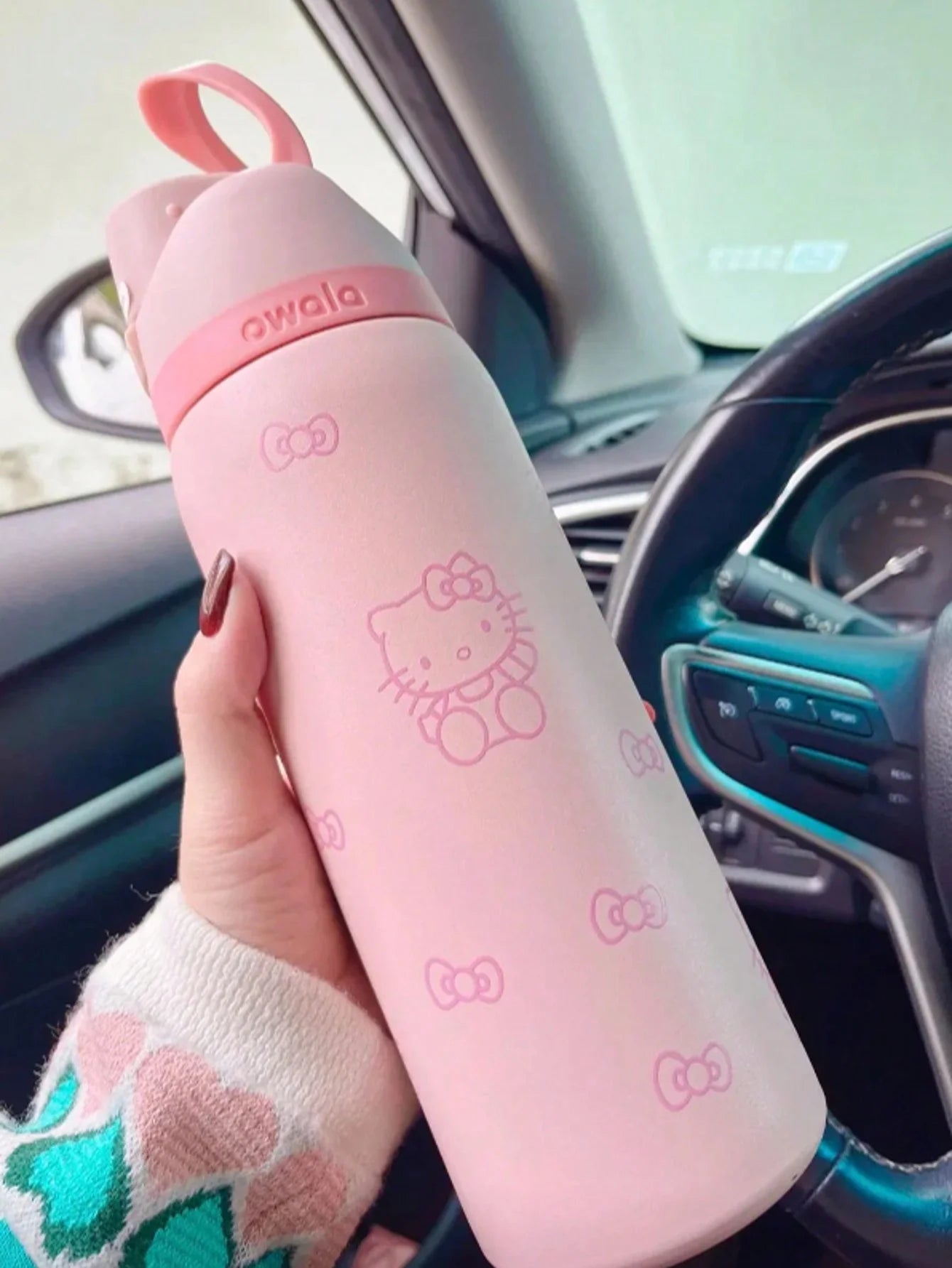 Owala FreeSip - Hello Kitty 32 OZ (950 ml) – Coos N Babbles
