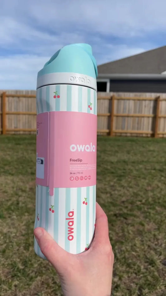 Owala FreeSip - Pillow Fight 🍒